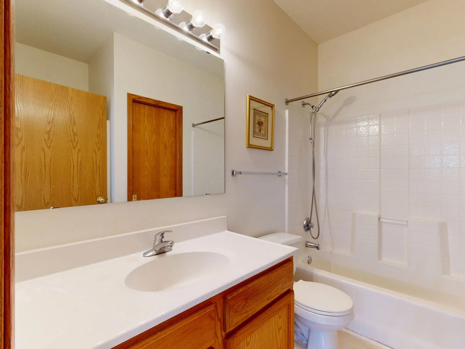 Bathroom layout and fittings